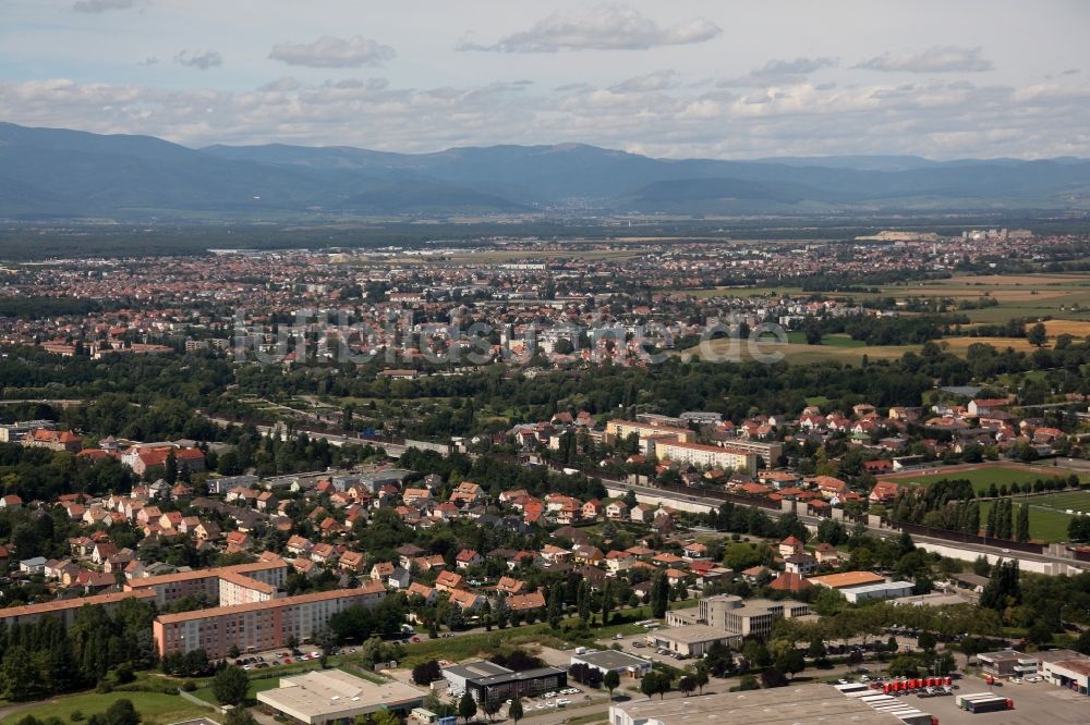 Mulhouse, Mülhausen aus der Vogelperspektive: Ortsansicht Mulhouse, dem früheren Mülhausen im Elsass in Frankreich