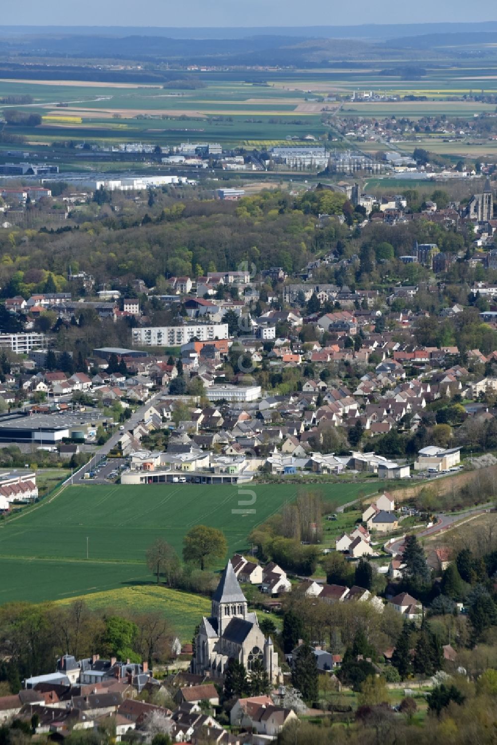 Luftaufnahme La Neuville-en-Hez - Ortsansicht in La Neuville-en-Hez in Nord-Pas-de-Calais Picardie, Frankreich