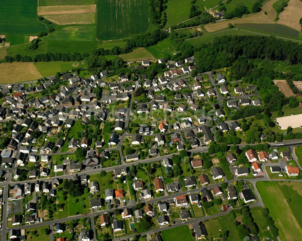 Niederzeuzheim aus der Vogelperspektive: Ortsansicht in Niederzeuzheim im Bundesland Hessen, Deutschland