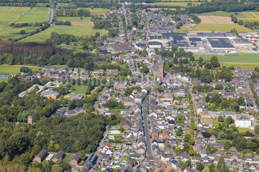 Oedt aus der Vogelperspektive: Ortsansicht in Oedt im Bundesland Nordrhein-Westfalen, Deutschland