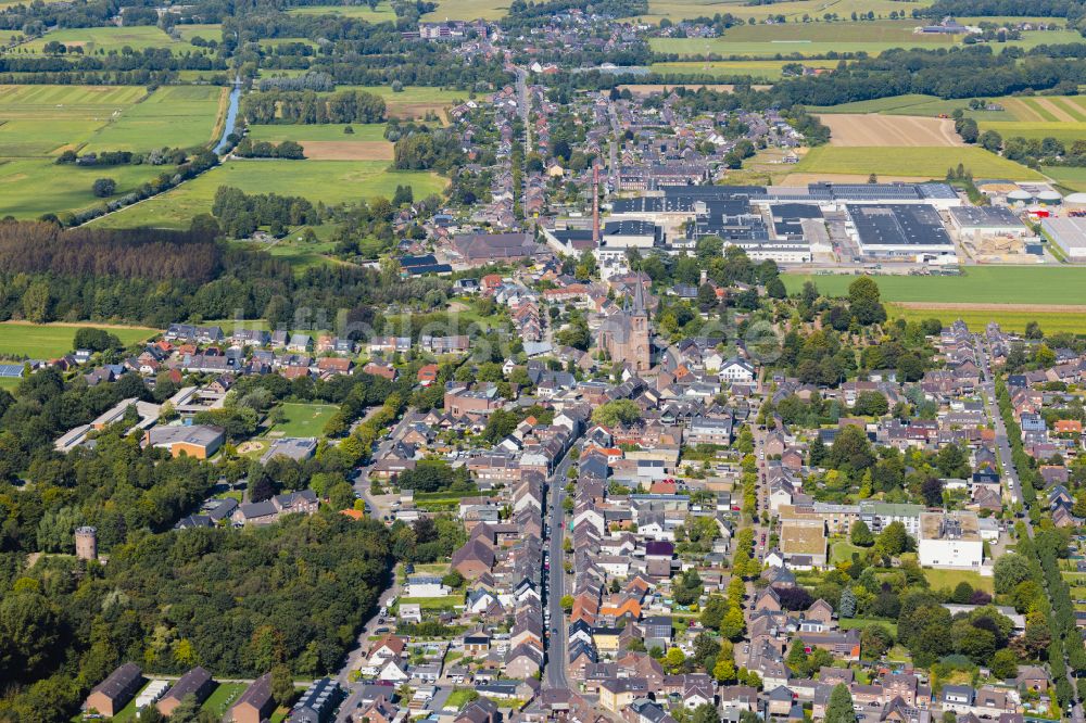 Oedt aus der Vogelperspektive: Ortsansicht in Oedt im Bundesland Nordrhein-Westfalen, Deutschland