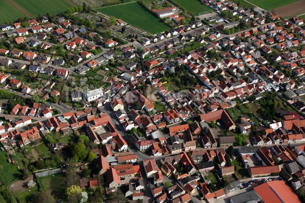 Offstein von oben - Ortsansicht von Offstein im Wonnegau im Bundesland Rheinland-Pfalz