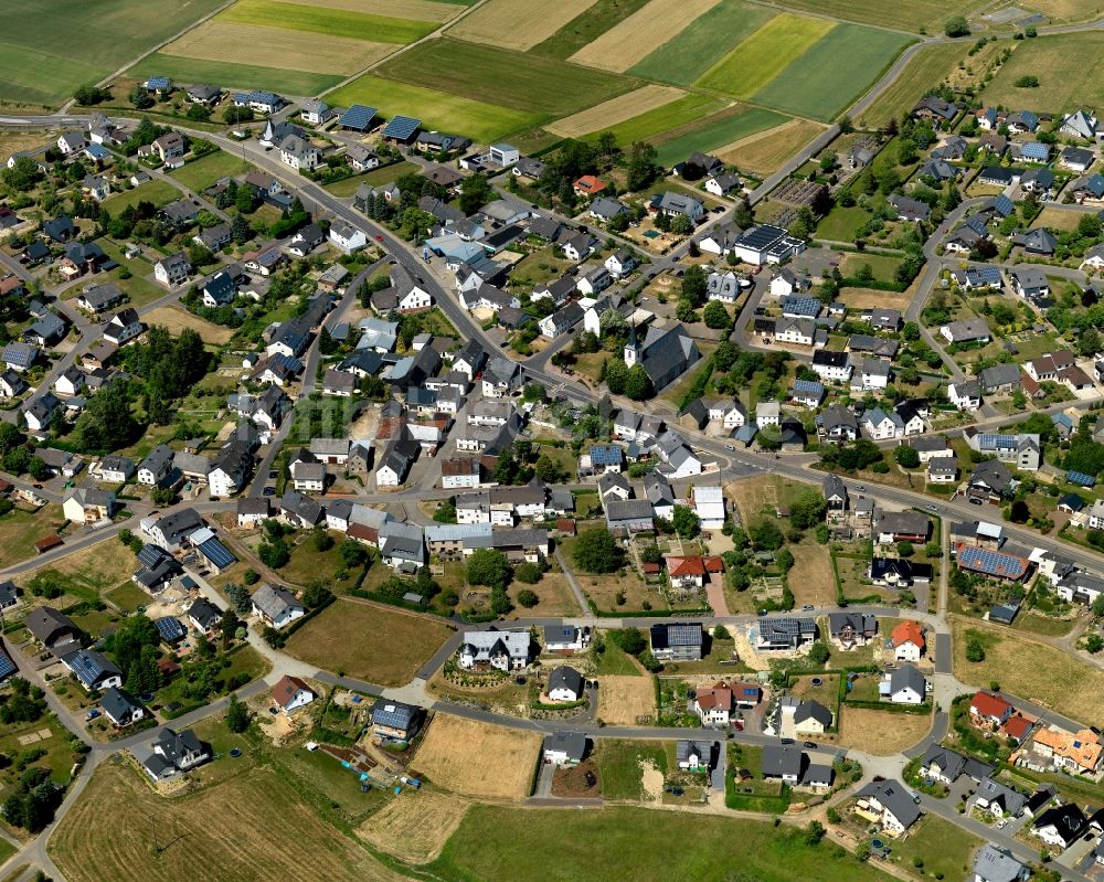 Luftaufnahme Büchel - Ortsansicht der Ortsgemeinde Büchel im Bundesland Rheinland-Pfalz