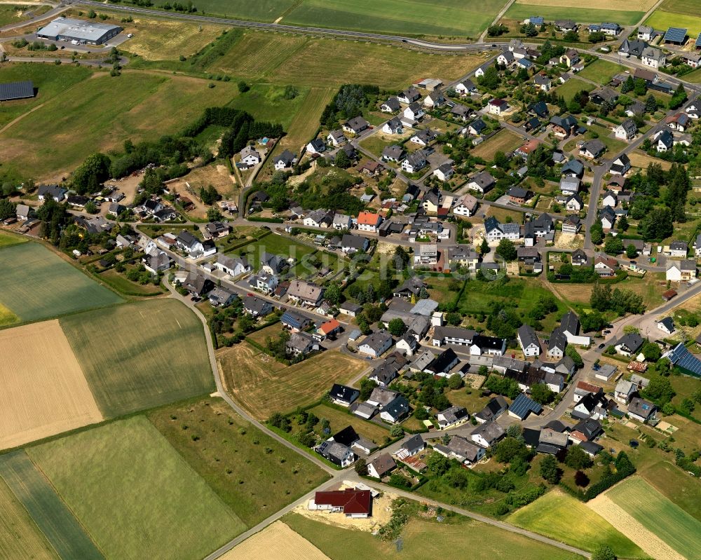 Büchel von oben - Ortsansicht der Ortsgemeinde Büchel im Bundesland Rheinland-Pfalz