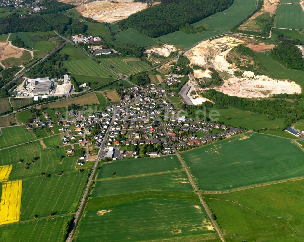 Luftaufnahme Boden - Ortsansicht der Ortsgemeinde Boden im Bundesland Rheinland-Pfalz