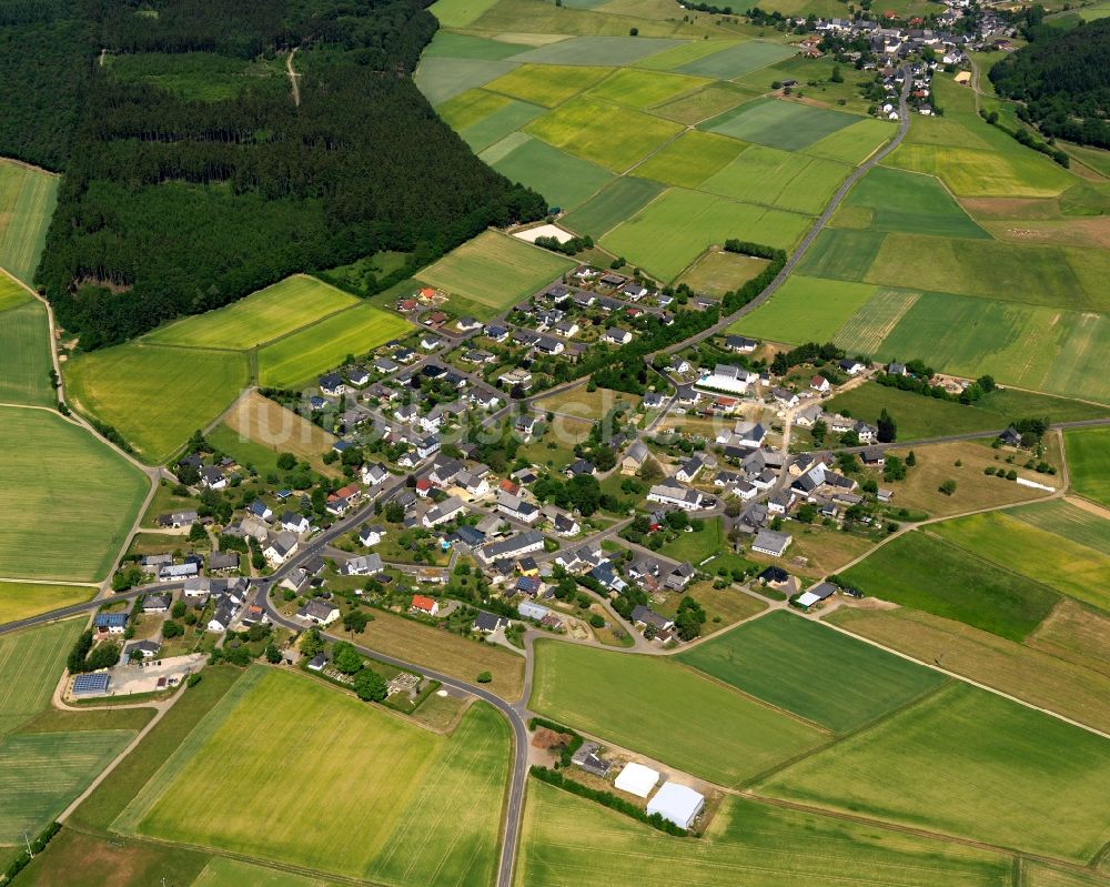 Breitenthal aus der Vogelperspektive: Ortsansicht der Ortsgemeinde Breitenthal im Bundesland Rheinland-Pfalz