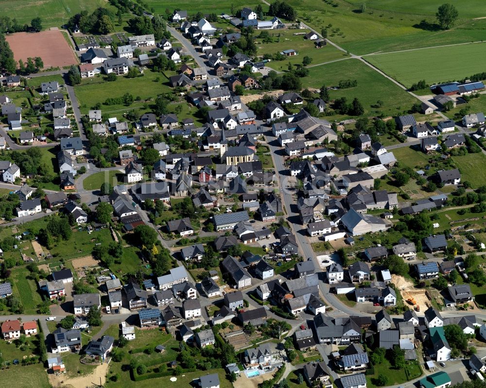 Dickenschied aus der Vogelperspektive: Ortsansicht der Ortsgemeinde Dickenschied im Bundesland Rheinland-Pfalz