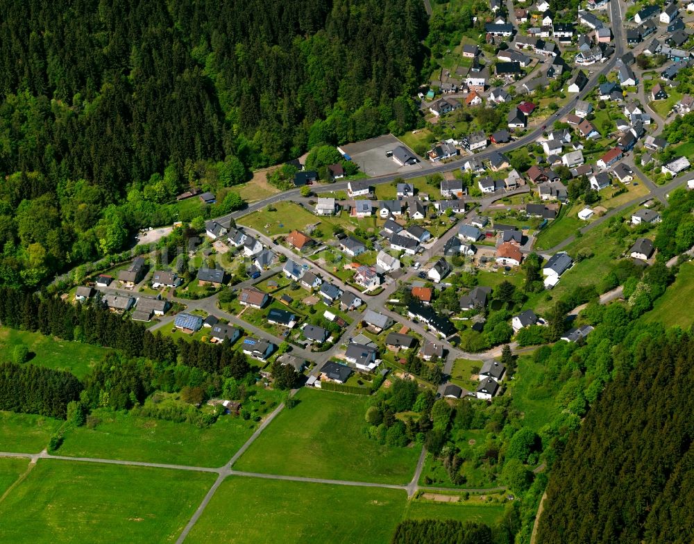 Emmerzhausen von oben - Ortsansicht der Ortsgemeinde Emmerzhausen im Bundesland Rheinland-Pfalz