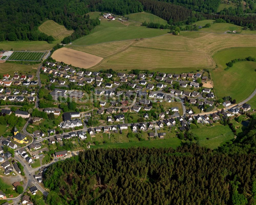 Luftaufnahme Friesenhagen - Ortsansicht der Ortsgemeinde Friesenhagen im Bundesland Rheinland-Pfalz