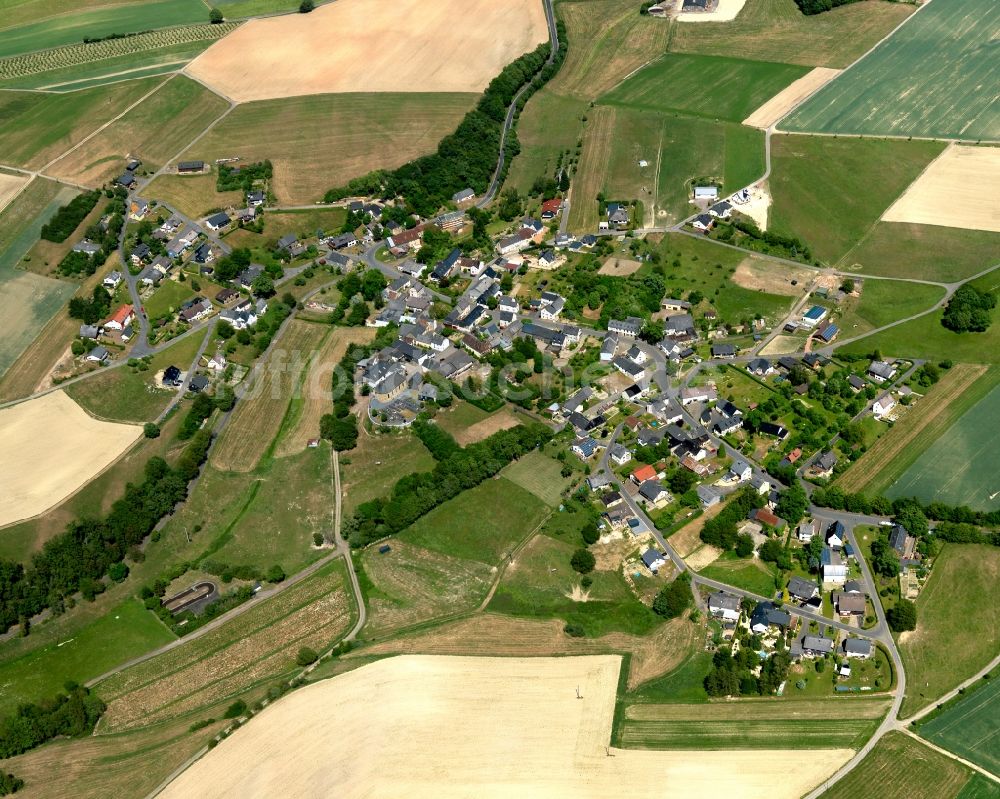 Luftbild Gillenbeuren - Ortsansicht der Ortsgemeinde Gillenbeuren im Bundesland Rheinland-Pfalz