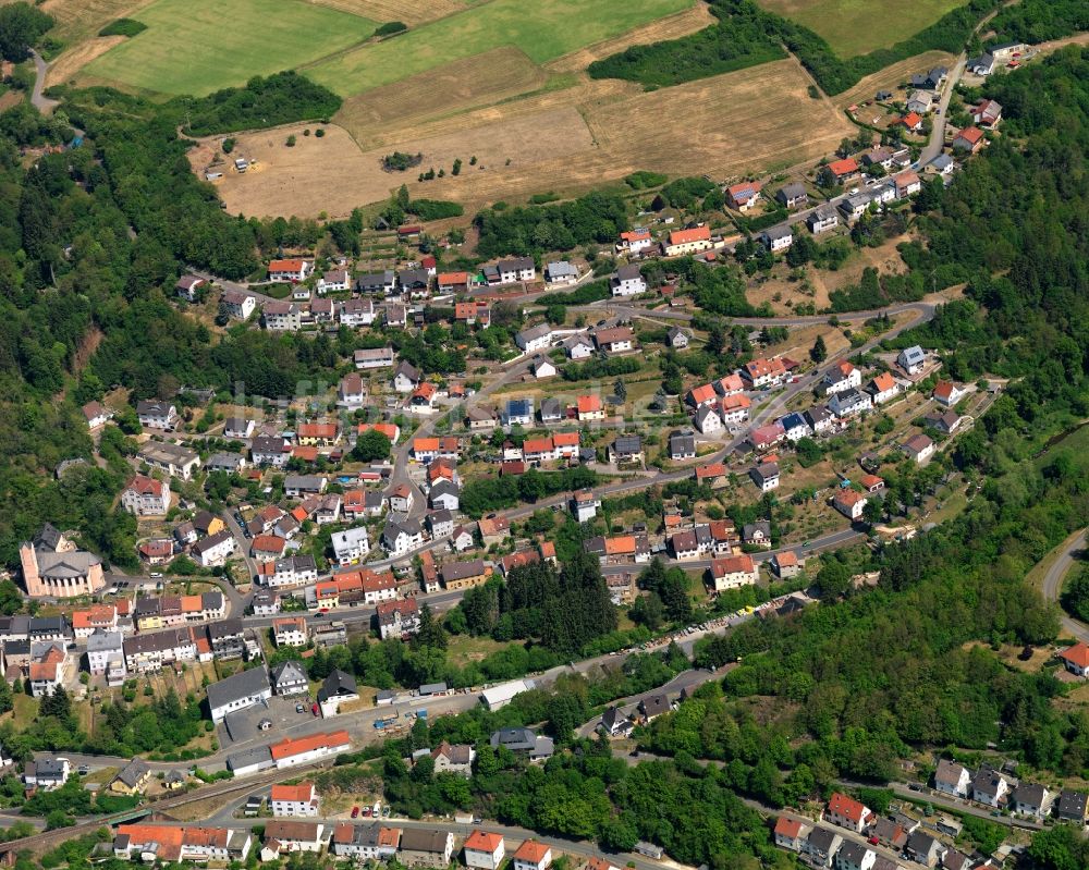 Luftaufnahme Heimbach - Ortsansicht der Ortsgemeinde Heimbach im Bundesland Rheinland-Pfalz