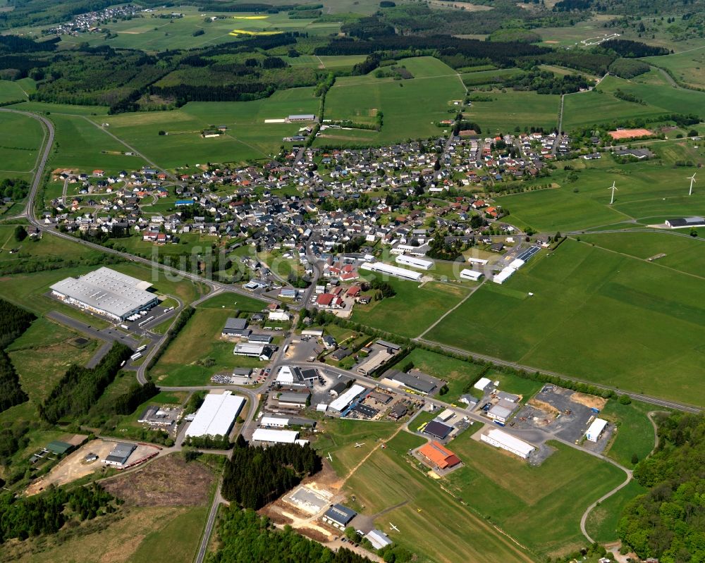 Hof aus der Vogelperspektive: Ortsansicht der Ortsgemeinde Hof (Westerwald) im Bundesland Rheinland-Pfalz