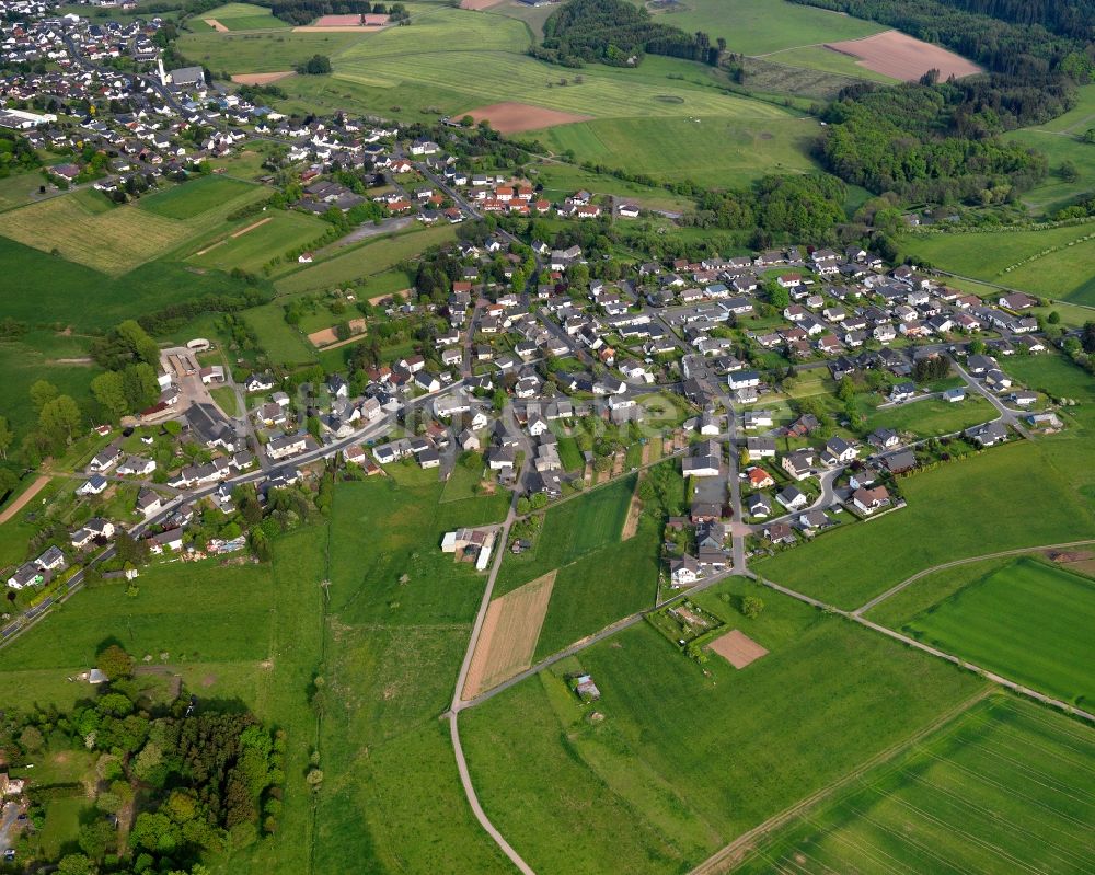 Luftbild Kaden - Ortsansicht der Ortsgemeinde Kaden im Bundesland Rheinland-Pfalz