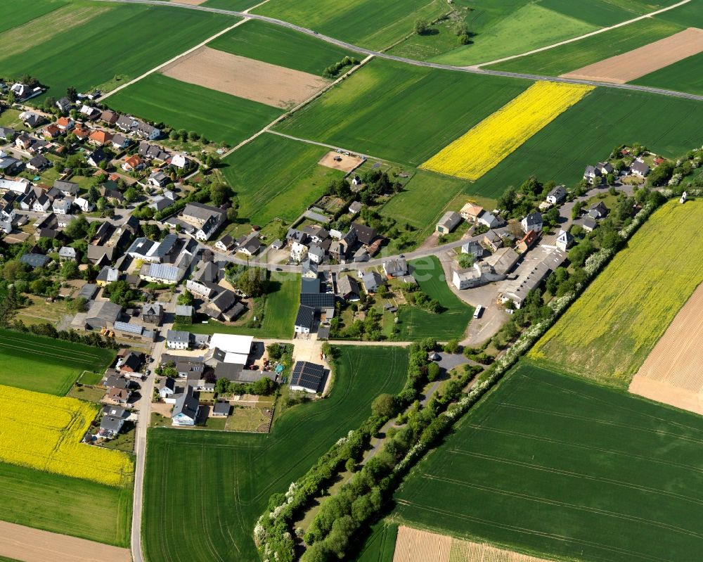 Luftbild Kerben - Ortsansicht der Ortsgemeinde Kerben im Bundesland Rheinland-Pfalz