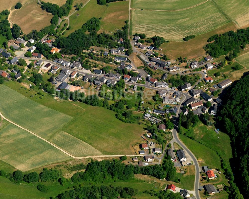 Leisel aus der Vogelperspektive: Ortsansicht der Ortsgemeinde Leisel im Bundesland Rheinland-Pfalz