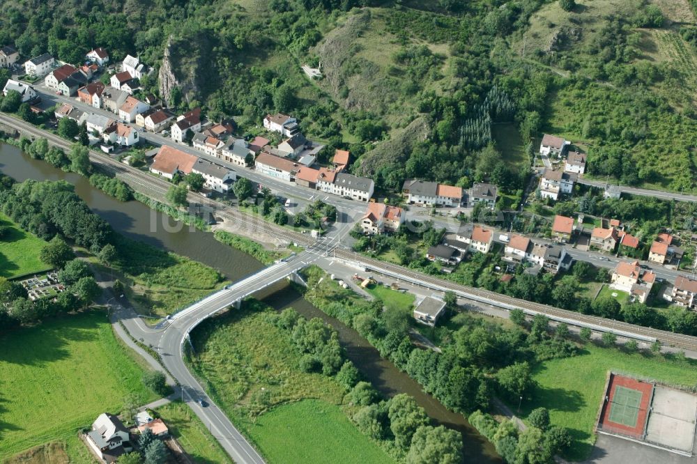 Martinstein von oben - Ortsansicht der Ortsgemeinde Martinstein im Bundesland Rheinland-Pfalz