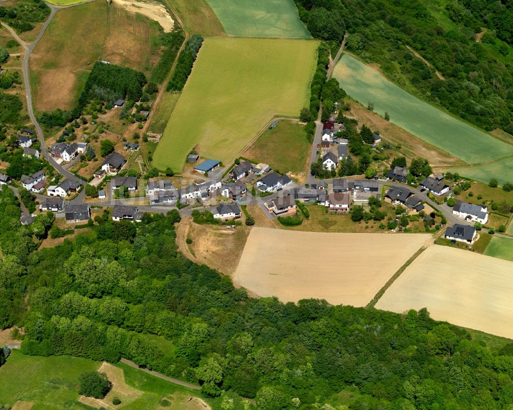 Müllenbach aus der Vogelperspektive: Ortsansicht der Ortsgemeinde Müllenbach (bei Mayen) im Bundesland Rheinland-Pfalz