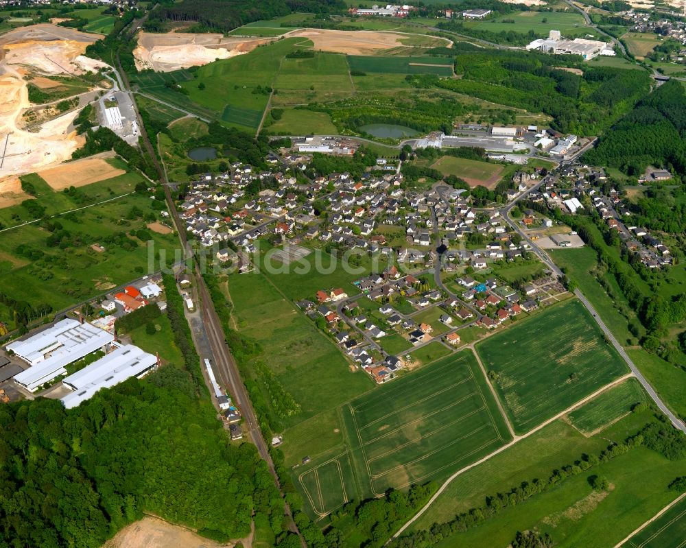 Luftaufnahme Moschheim - Ortsansicht der Ortsgemeinde Moschheim im Bundesland Rheinland-Pfalz