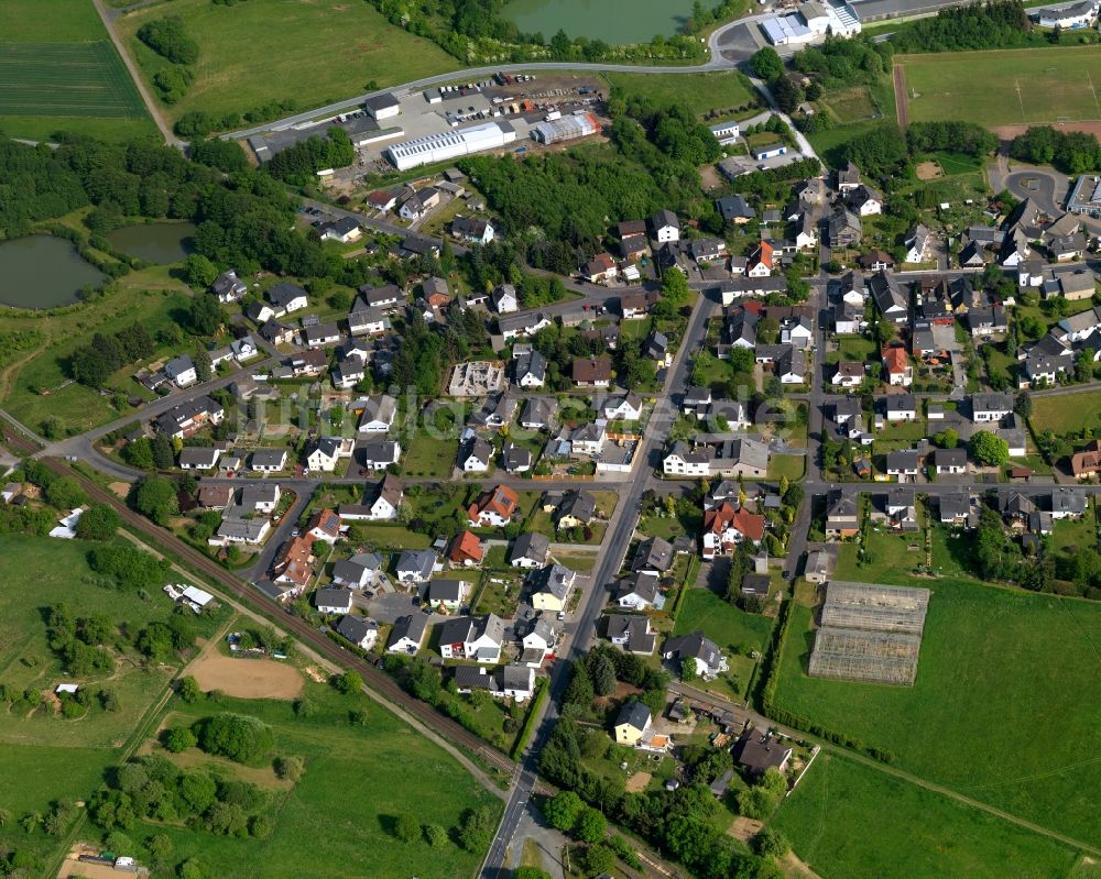 Luftaufnahme Moschheim - Ortsansicht der Ortsgemeinde Moschheim im Bundesland Rheinland-Pfalz