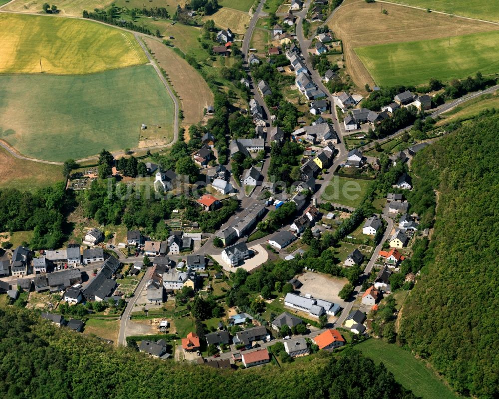 Niederhosenbach aus der Vogelperspektive: Ortsansicht der Ortsgemeinde Niederhosenbach im Bundesland Rheinland-Pfalz