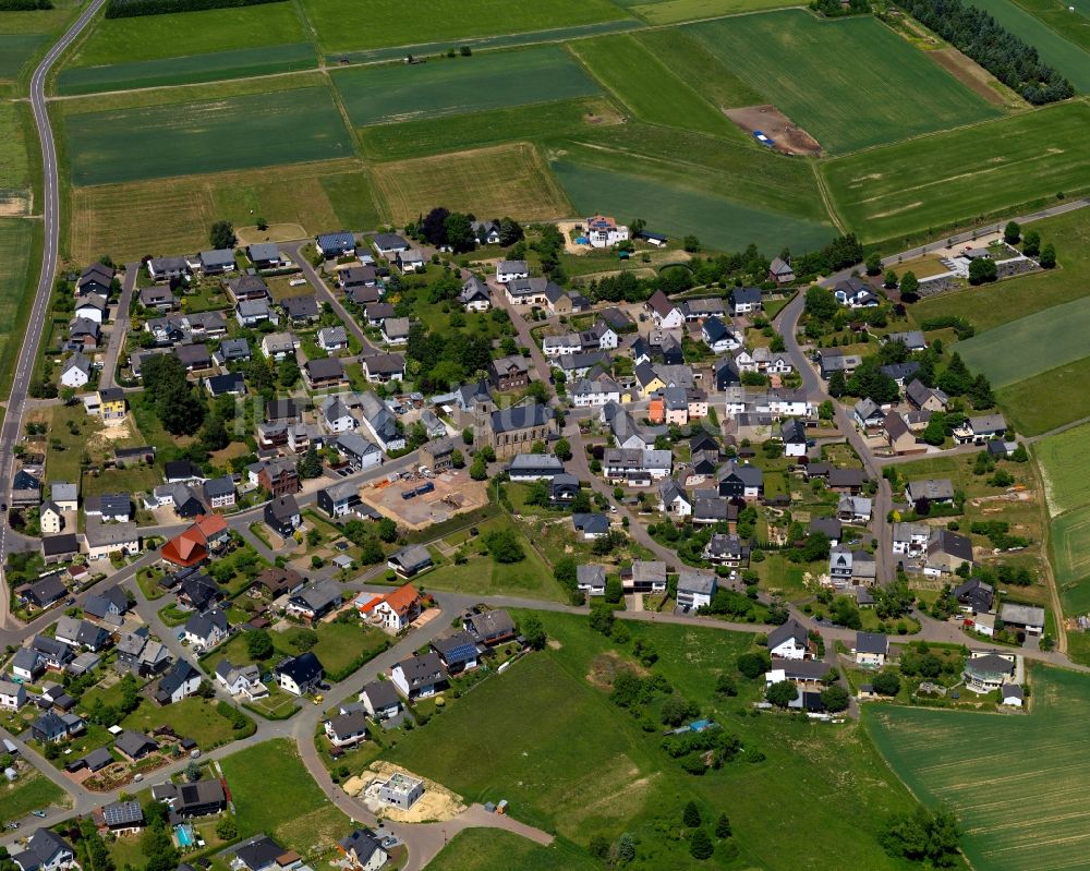 Norath aus der Vogelperspektive: Ortsansicht der Ortsgemeinde Norath im Bundesland Rheinland-Pfalz