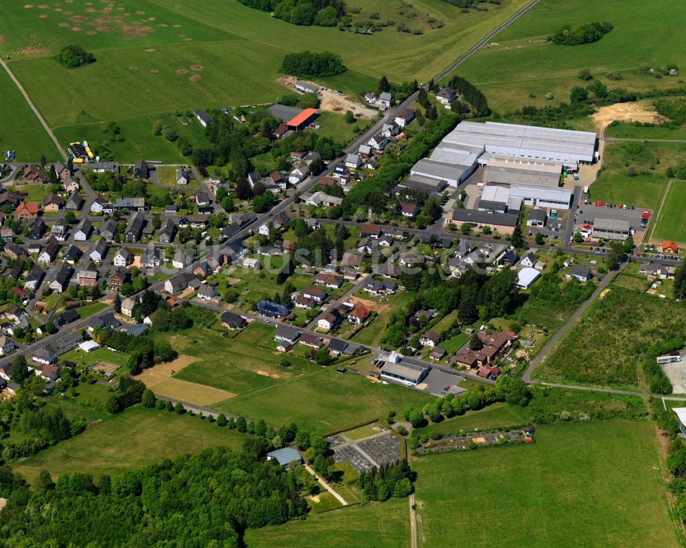 Norken von oben - Ortsansicht der Ortsgemeinde Norken im Bundesland Rheinland-Pfalz