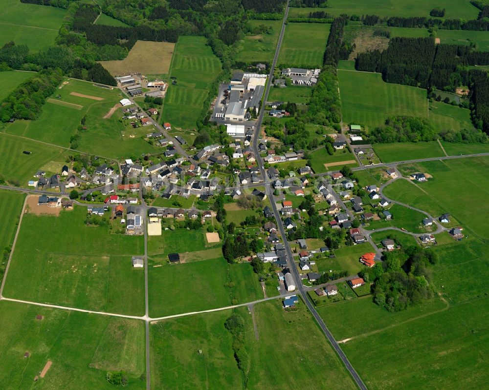 Luftbild Oberroßbach - Ortsansicht der Ortsgemeinde Oberroßbach im Bundesland Rheinland-Pfalz