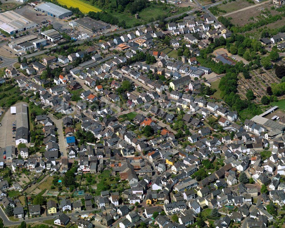 Plaidt aus der Vogelperspektive: Ortsansicht der Ortsgemeinde Plaidt im Bundesland Rheinland-Pfalz