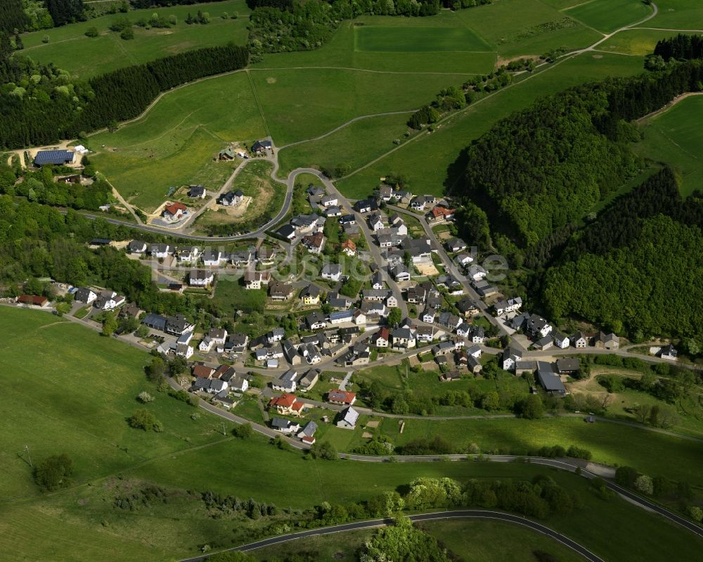 Siebenbach von oben - Ortsansicht der Ortsgemeinde Siebenbach im Bundesland Rheinland-Pfalz