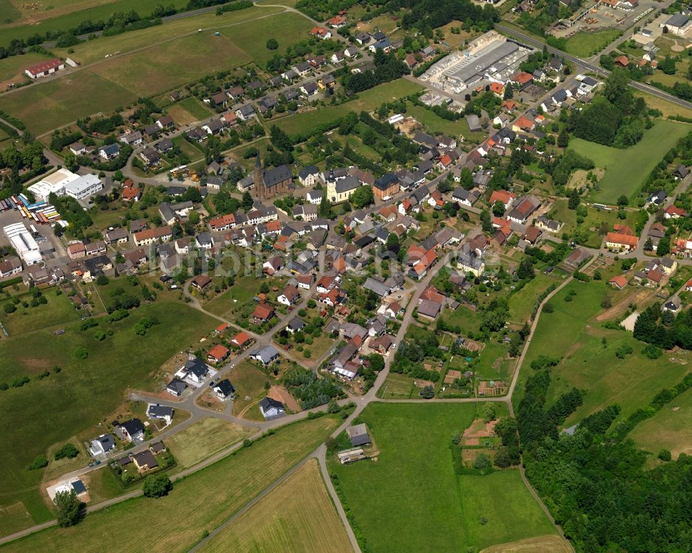 Luftaufnahme Sien - Ortsansicht der Ortsgemeinde Sien im Bundesland Rheinland-Pfalz