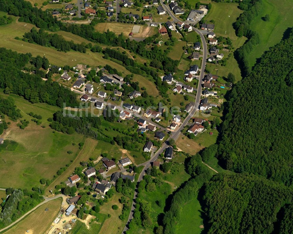 Luftaufnahme Siesbach - Ortsansicht der Ortsgemeinde Siesbach im Bundesland Rheinland-Pfalz