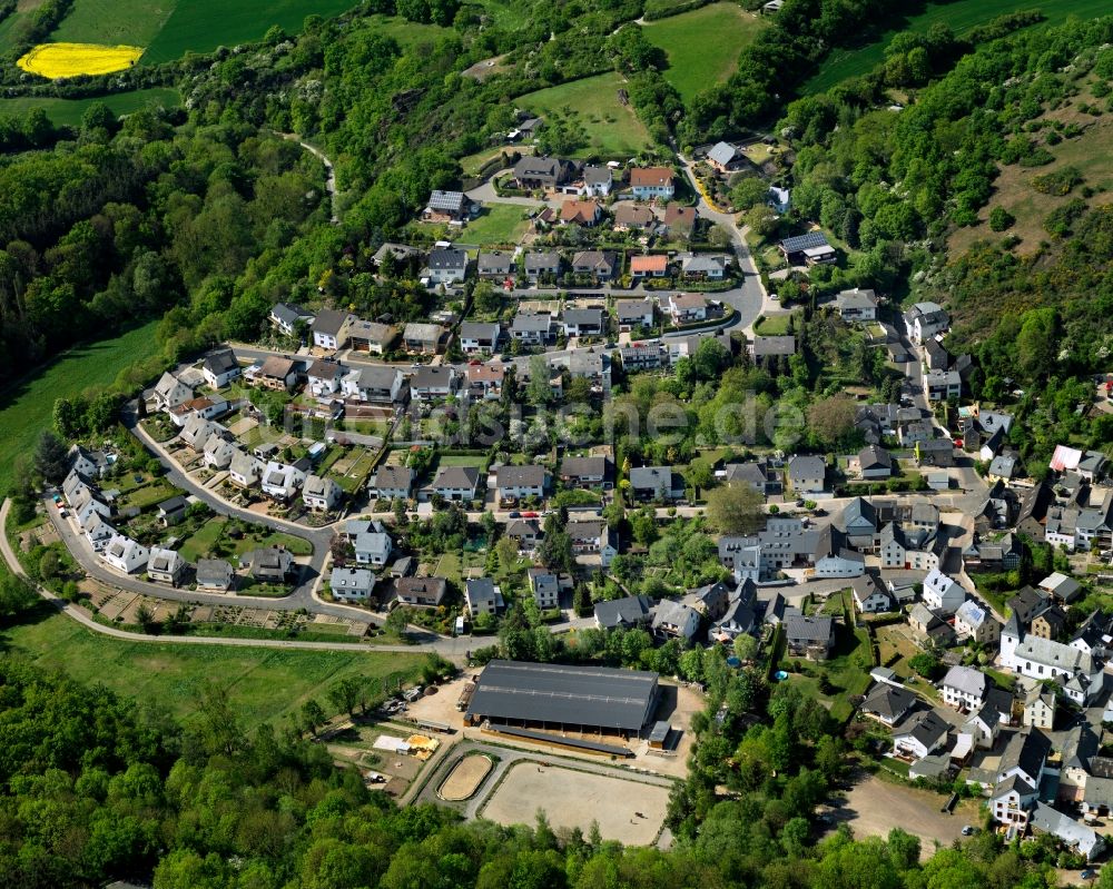 Trimbs aus der Vogelperspektive: Ortsansicht der Ortsgemeinde Trimbs im Bundesland Rheinland-Pfalz