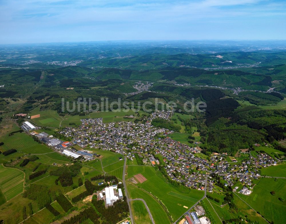 Luftaufnahme Weitefeld - Ortsansicht der Ortsgemeinde Weitefeld im Bundesland Rheinland-Pfalz