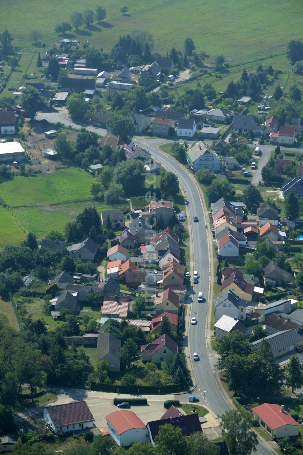 Spreenhagen von oben - Ortsansicht des Ortskerns der Gemeinde Spreenhagen im Bundesland Brandenburg