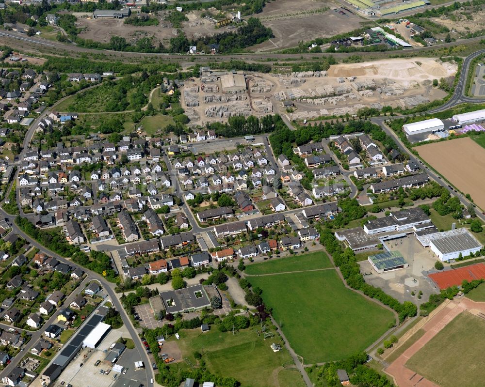 Luftbild Plaidt - Ortsansicht des Ortsrandes der Ortsgemeinde Plaidt im Bundesland Rheinland-Pfalz