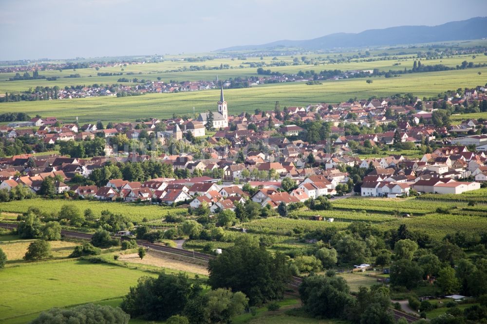 Edesheim aus der Vogelperspektive: Ortsansicht im Ortsteil Eckel in Edesheim im Bundesland Rheinland-Pfalz