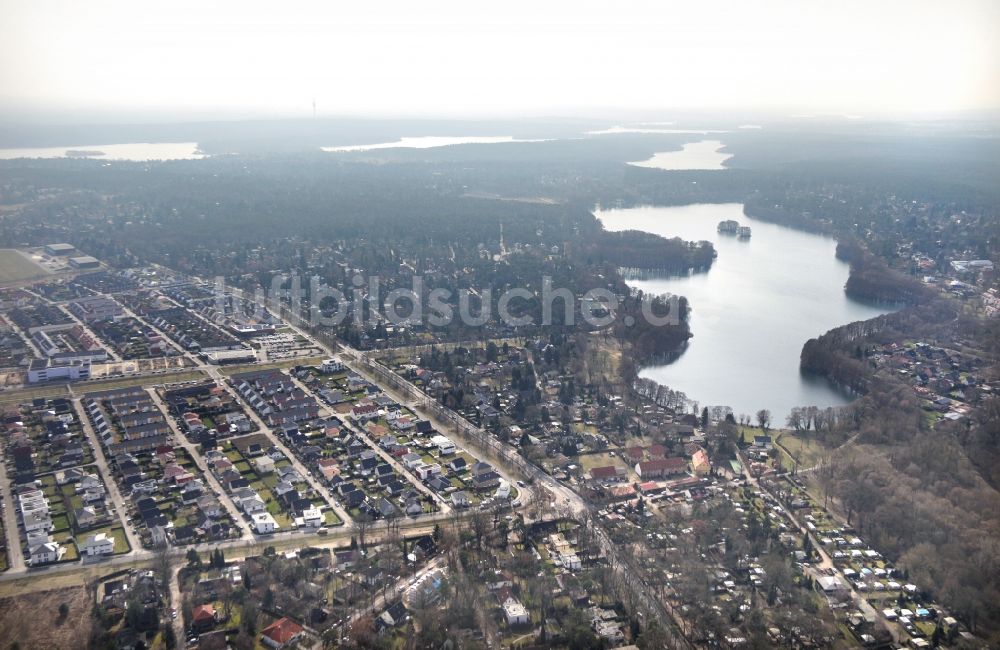 Potsdam von oben - Ortsansicht im Ortsteil Groß Glienicke in Potsdam im Bundesland Brandenburg