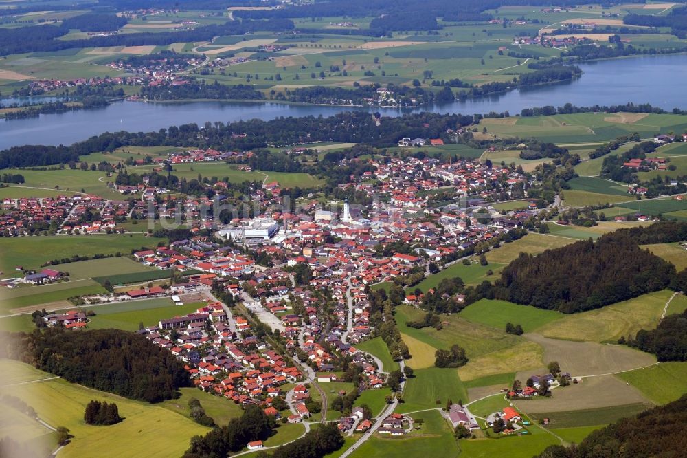 Waging am See von oben - Ortsansicht im Ortsteil Kammering in Waging am See im Bundesland Bayern, Deutschland