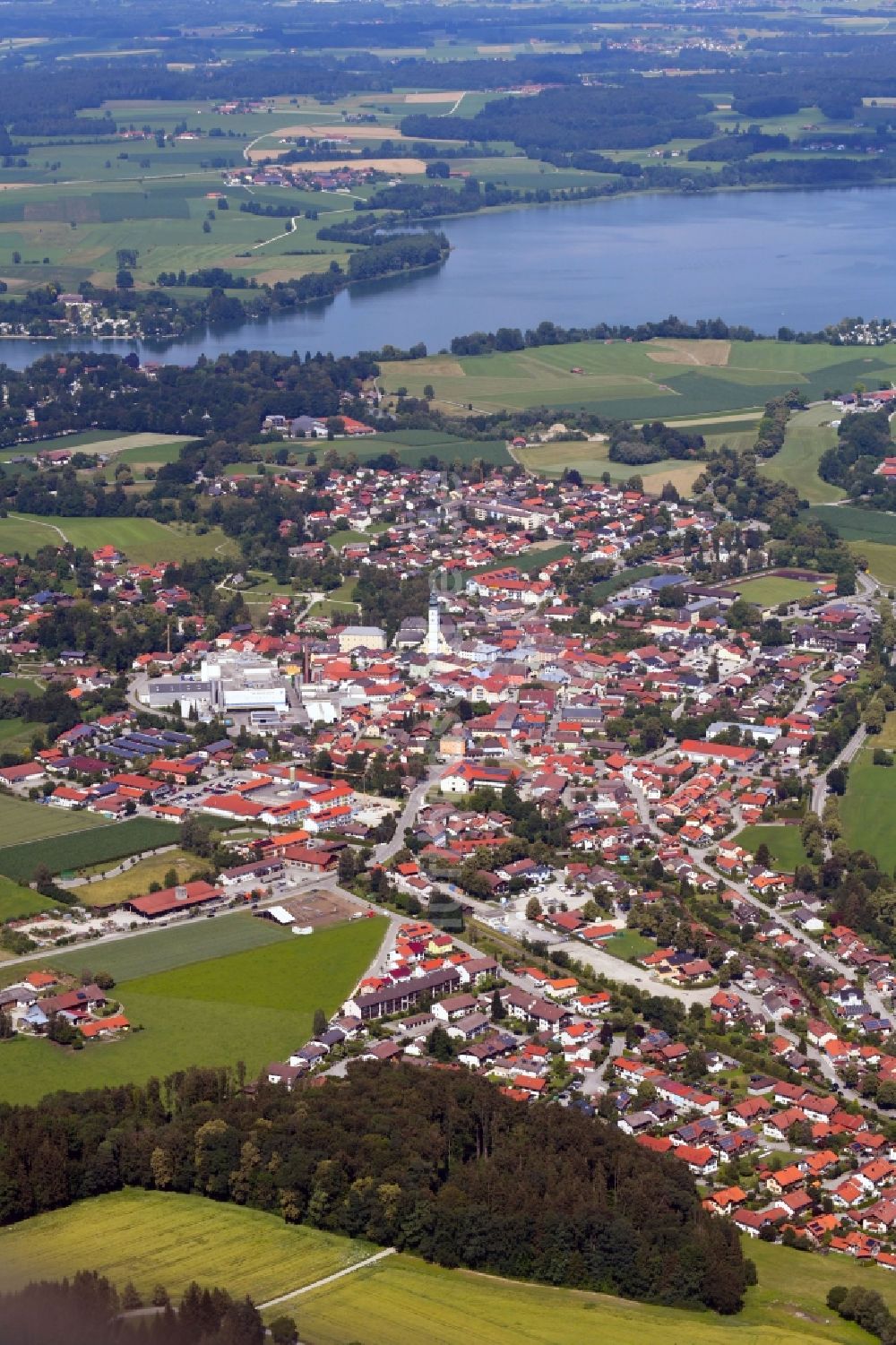 Waging am See aus der Vogelperspektive: Ortsansicht im Ortsteil Kammering in Waging am See im Bundesland Bayern, Deutschland