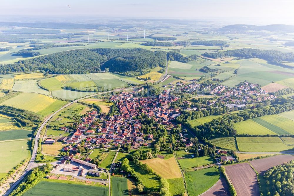 Stadtlauringen von oben - Ortsansicht im Ortsteil Oberlauringen in Stadtlauringen im Bundesland Bayern, Deutschland