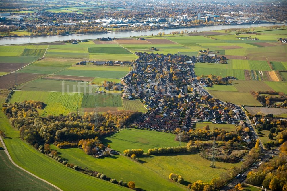 Duisburg aus der Vogelperspektive: Ortsansicht im Ortsteil Serm in Duisburg im Bundesland Nordrhein-Westfalen, Deutschland