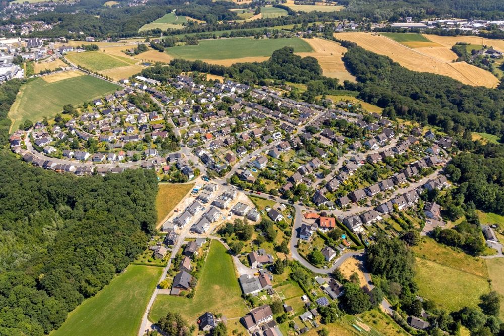 Velbert von oben - Ortsansicht im Ortsteil Tönisheide in Velbert im Bundesland Nordrhein-Westfalen, Deutschland