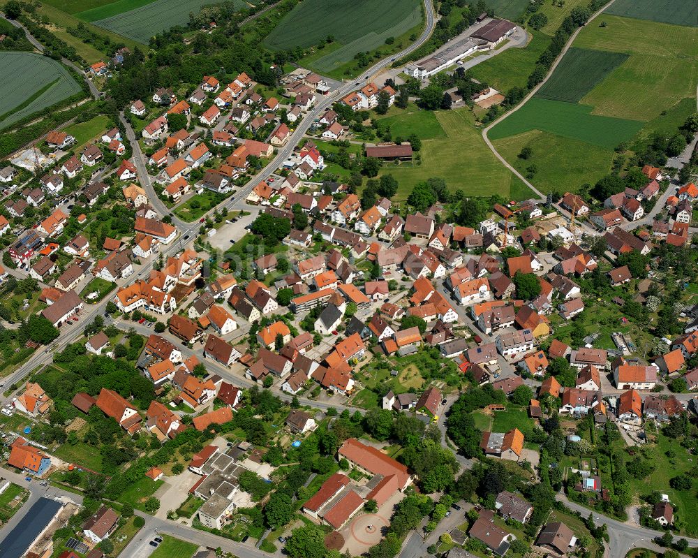 Ostelsheim aus der Vogelperspektive: Ortsansicht in Ostelsheim im Bundesland Baden-Württemberg, Deutschland