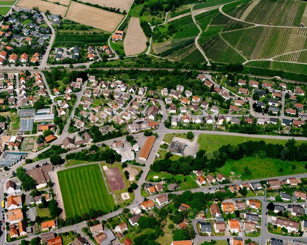 Affaltrach aus der Vogelperspektive: Ortsansicht am Rande von landwirtschaftlichen Feldern in Affaltrach im Bundesland Baden-Württemberg, Deutschland