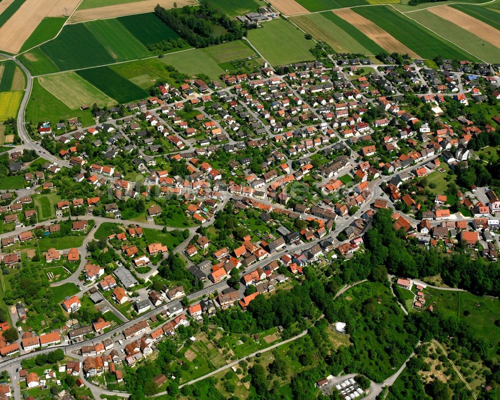 Luftbild Alfdorf - Ortsansicht am Rande von landwirtschaftlichen Feldern in Alfdorf im Bundesland Baden-Württemberg, Deutschland