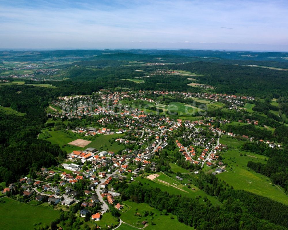 Luftbild Althütte - Ortsansicht am Rande von landwirtschaftlichen Feldern in Althütte im Bundesland Baden-Württemberg, Deutschland