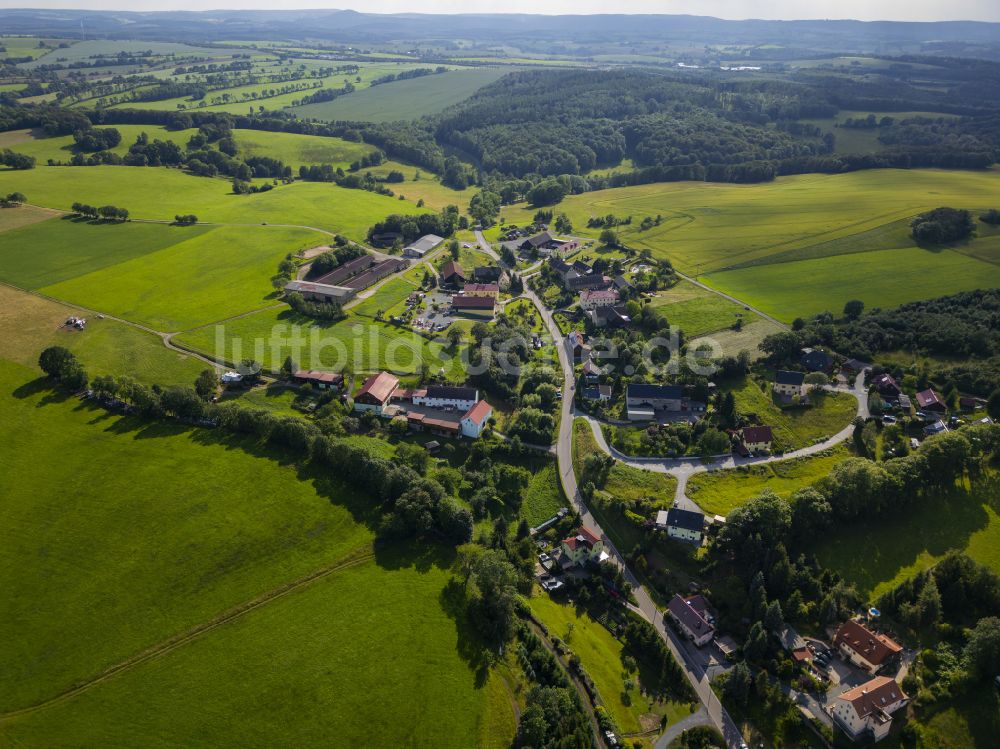 Bad Gottleuba-Berggießhübel aus der Vogelperspektive: Ortsansicht am Rande von landwirtschaftlichen Feldern in Bad Gottleuba-Berggießhübel im Bundesland Sachsen, Deutschland