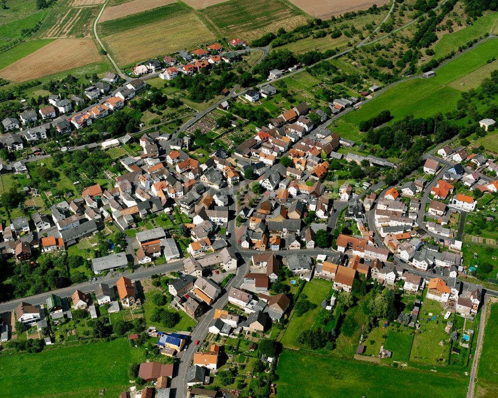 Luftbild Bersrod - Ortsansicht am Rande von landwirtschaftlichen Feldern in Bersrod im Bundesland Hessen, Deutschland