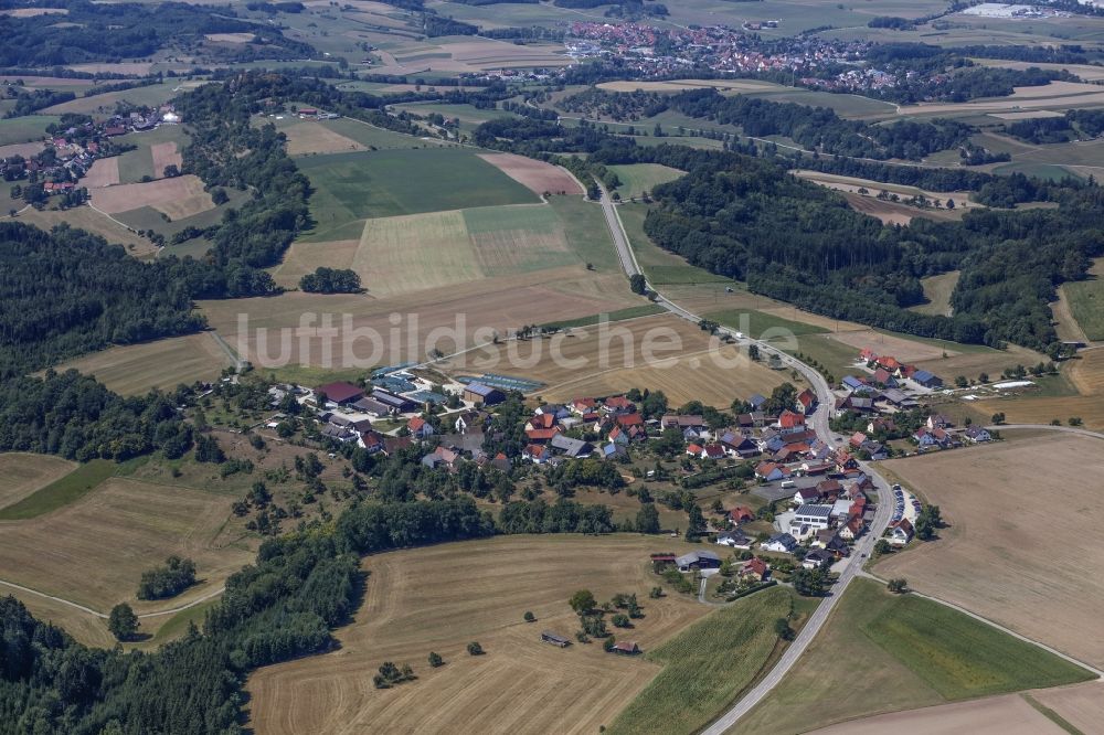 Luftbild Bühlertann - Ortsansicht am Rande von landwirtschaftlichen Feldern in Bühlertann im Bundesland Baden-Württemberg, Deutschland