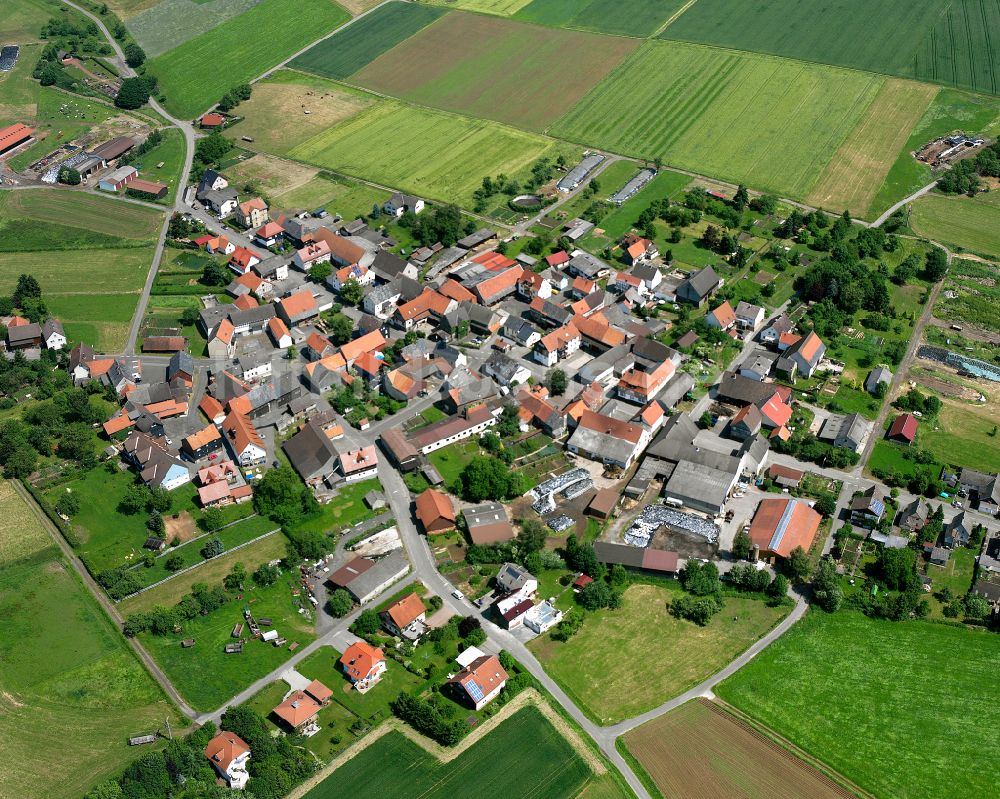 Luftbild Bleidenrod - Ortsansicht am Rande von landwirtschaftlichen Feldern in Bleidenrod im Bundesland Hessen, Deutschland